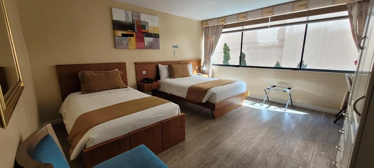 Hotel Carolina Montecarlo Quito 3*,