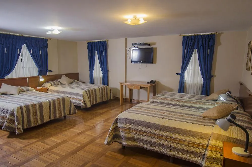 Hotel Carolina Montecarlo Quito 3*,
