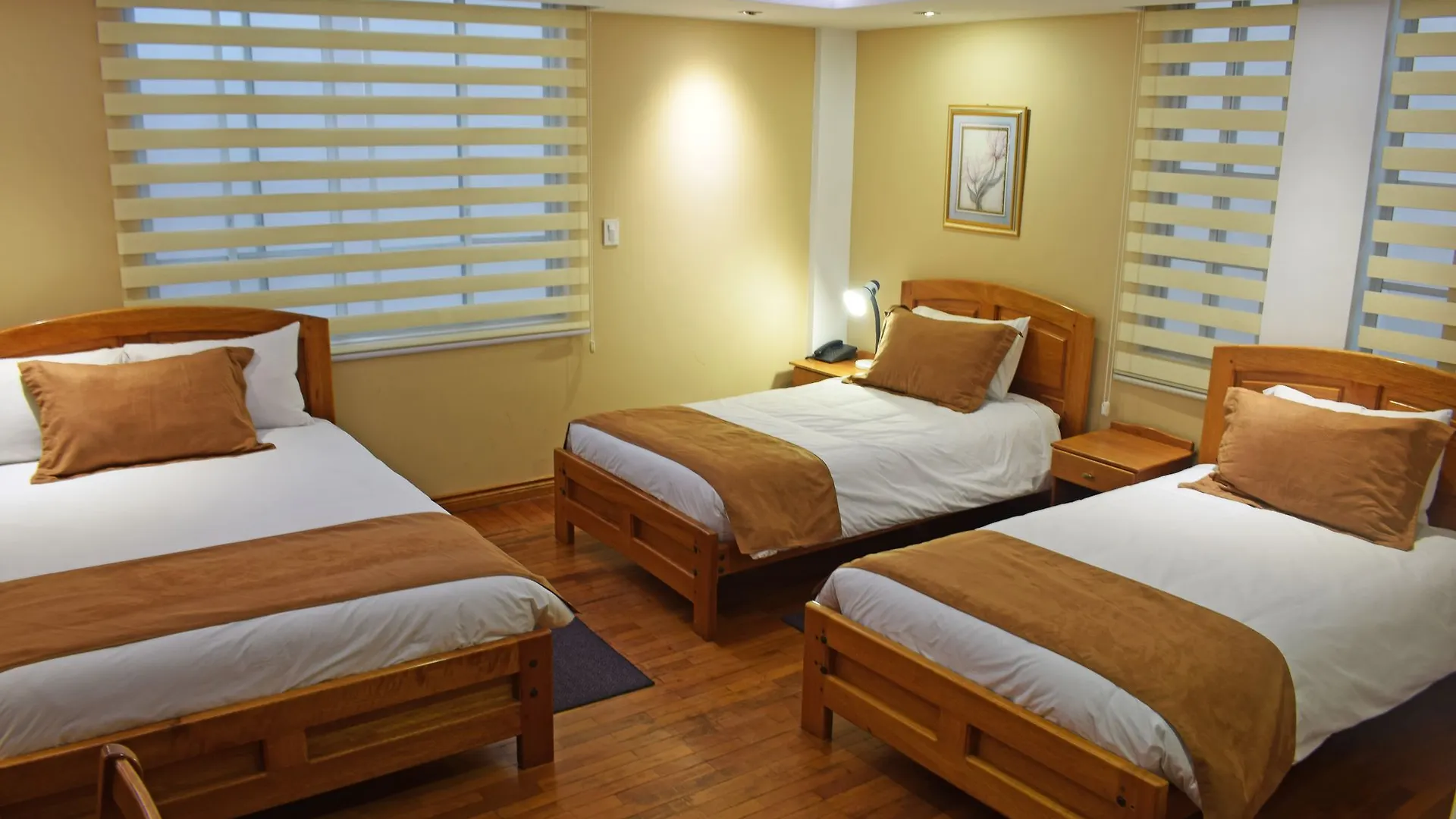 Hotel Carolina Montecarlo Quito 3*,
